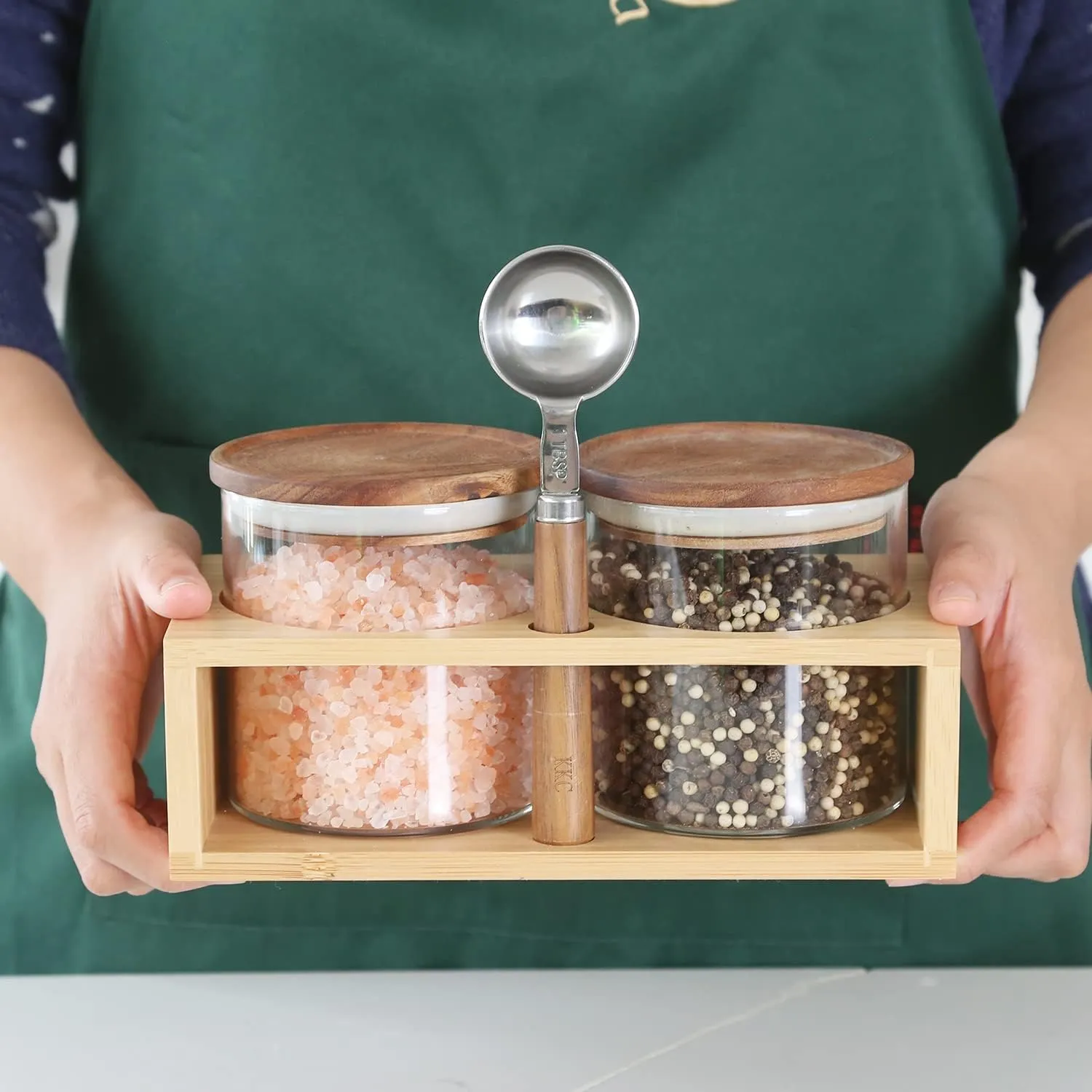 KKC HOME ACCENTS Airtight Borosilicate Glass Food Storage Jars with Wood Lids and Scoop for Coffee,Tea,Sugar,Salt,Wooden Top Glass Sealed Jars,18 Fluid Ounces