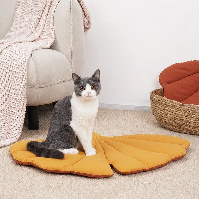 Leaf Shape Cat Sleeping Bed