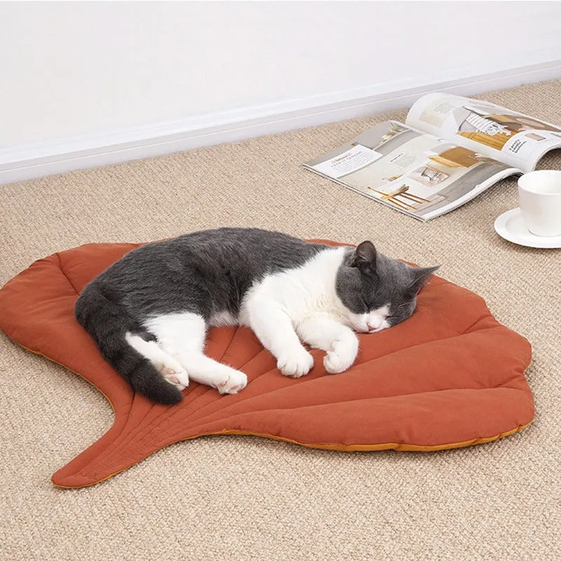 Leaf Shape Cat Sleeping Bed