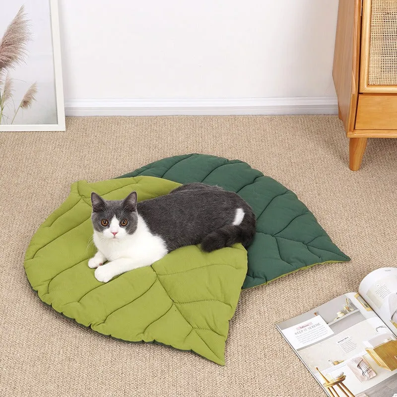 Leaf Shape Cat Sleeping Bed