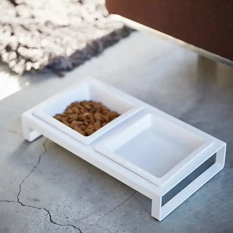 Tower Pet Bowls   Stand